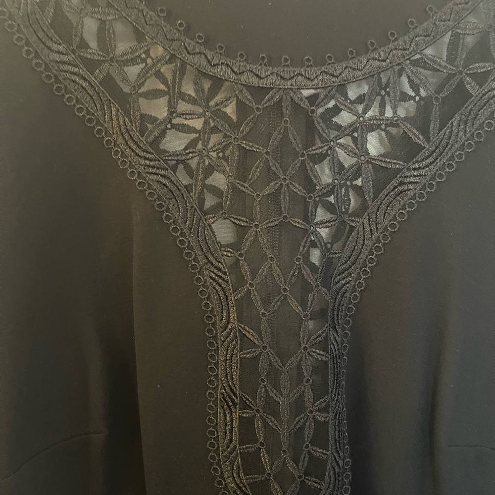 Black Long sleeve dress NWT with lace front - Picture 4 of 5
